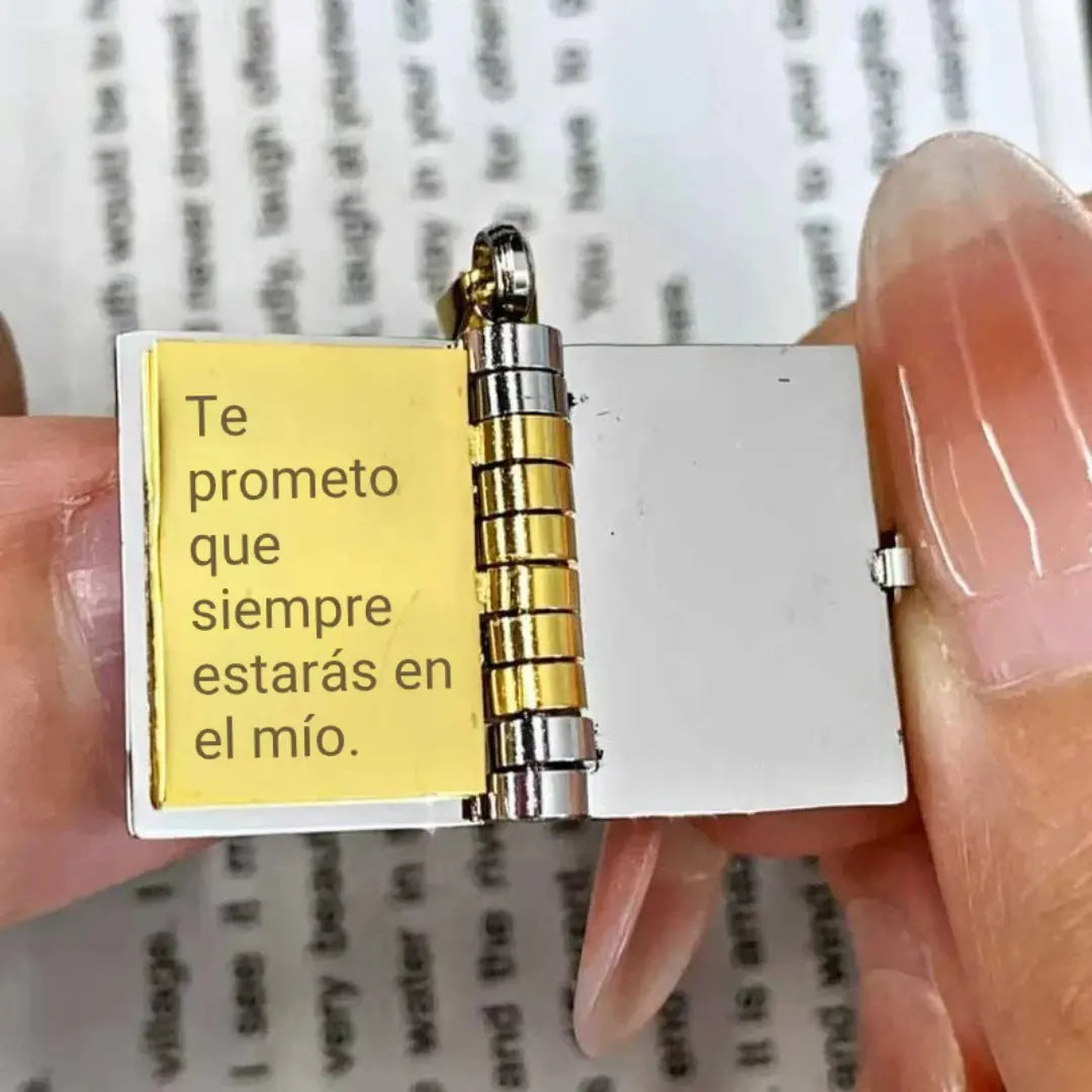 📘 Collar Libro para Mi Nieta
