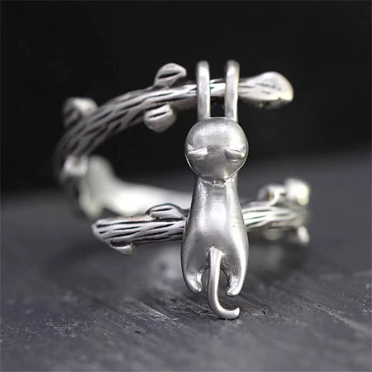 Anillo Gato en la Rama